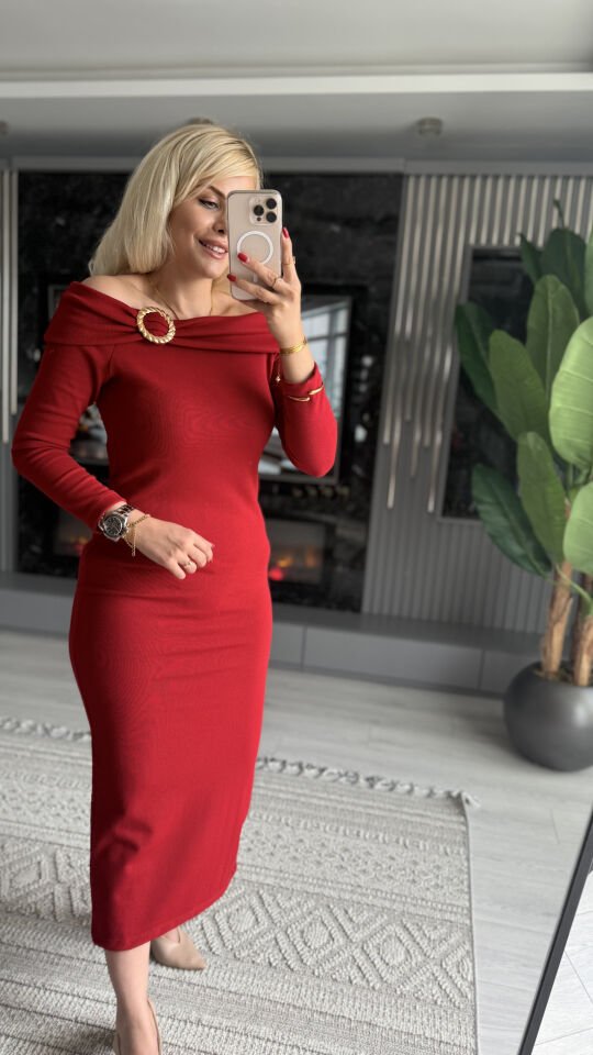 Madonna Yaka Kırmızı Elbise